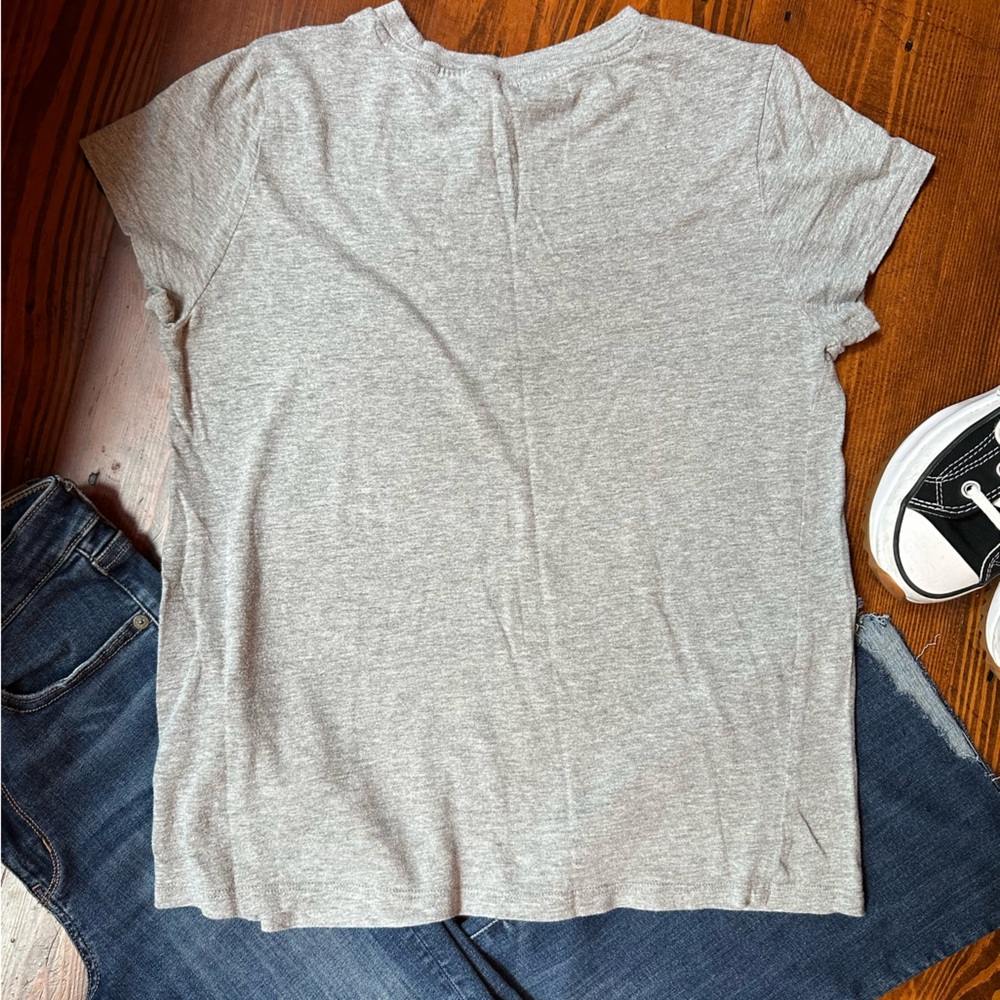 H&M Women’s NASA Basic GrayTee 🚀 - Picture 3 of 6